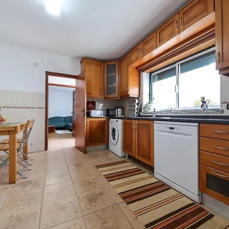 Casas Com Amoras In Serra Da Pescaria *