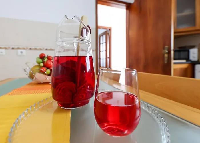 Casas Com Amoras In Serra Da Pescaria Holiday home Famalicao