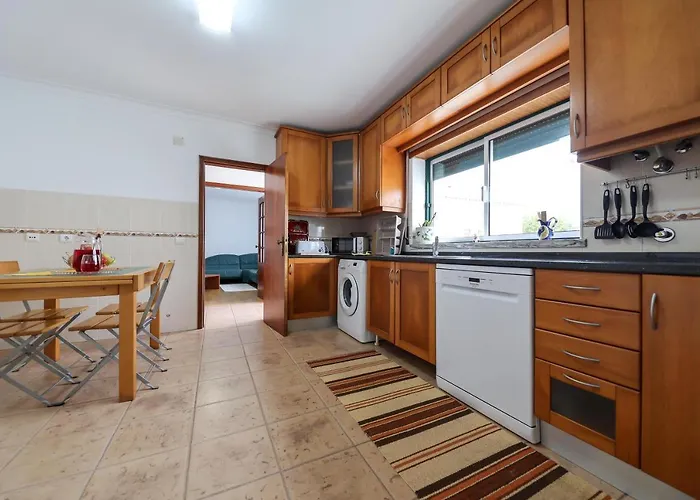 Casas Com Amoras In Serra Da Pescaria *