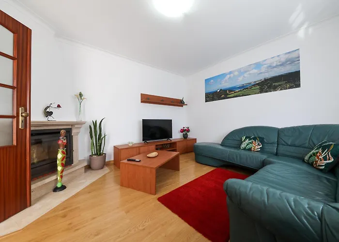 Casas Com Amoras In Serra Da Pescaria * Famalicao