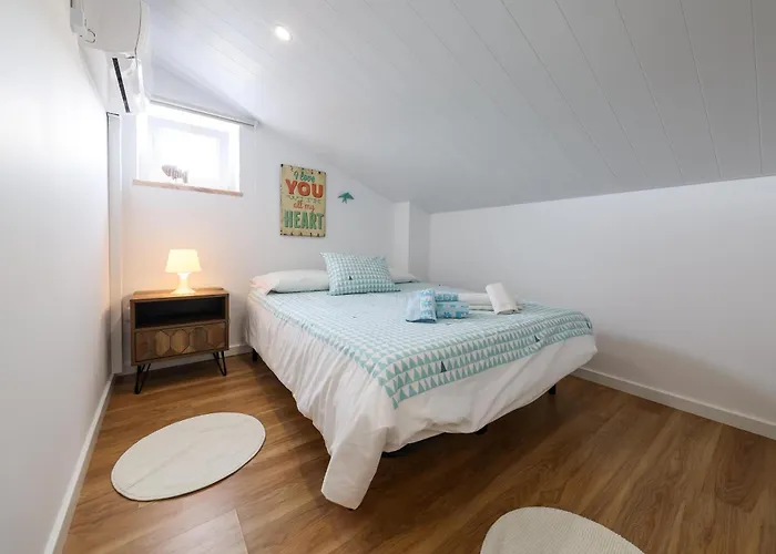 Casas Com Amoras In Serra Da Pescaria Holiday home Famalicao